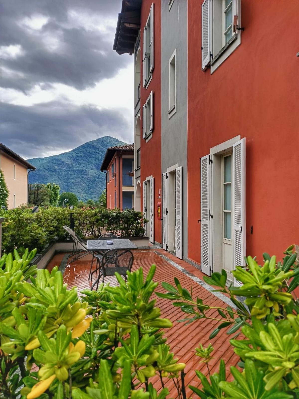 Aquazzurra Resort & Aparthotel Cannobio Exterior photo