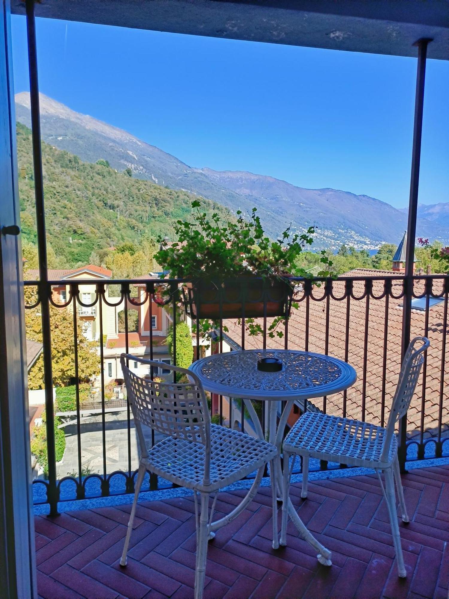 Aquazzurra Resort & Aparthotel Cannobio Exterior photo