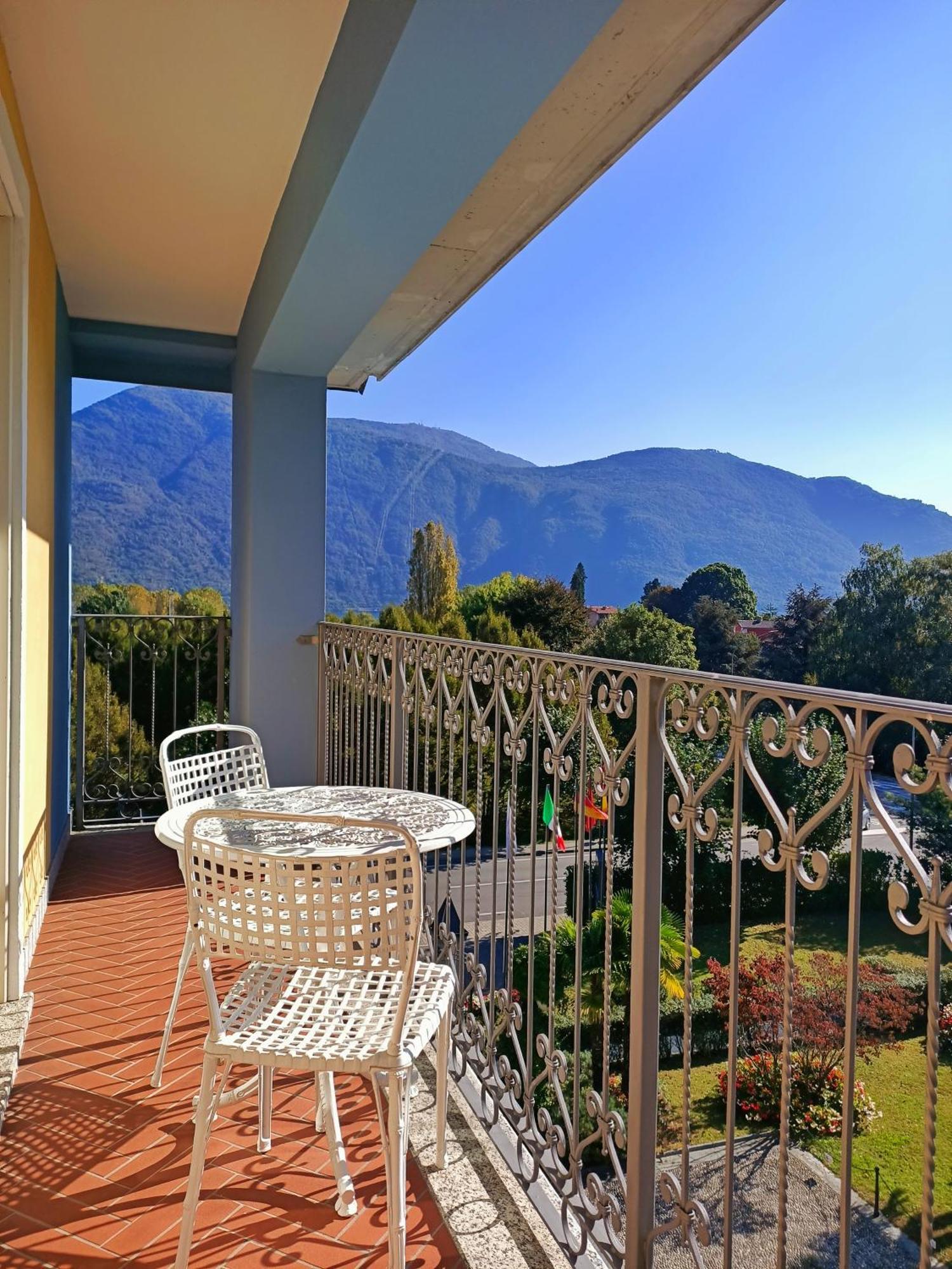 Aquazzurra Resort & Aparthotel Cannobio Exterior photo
