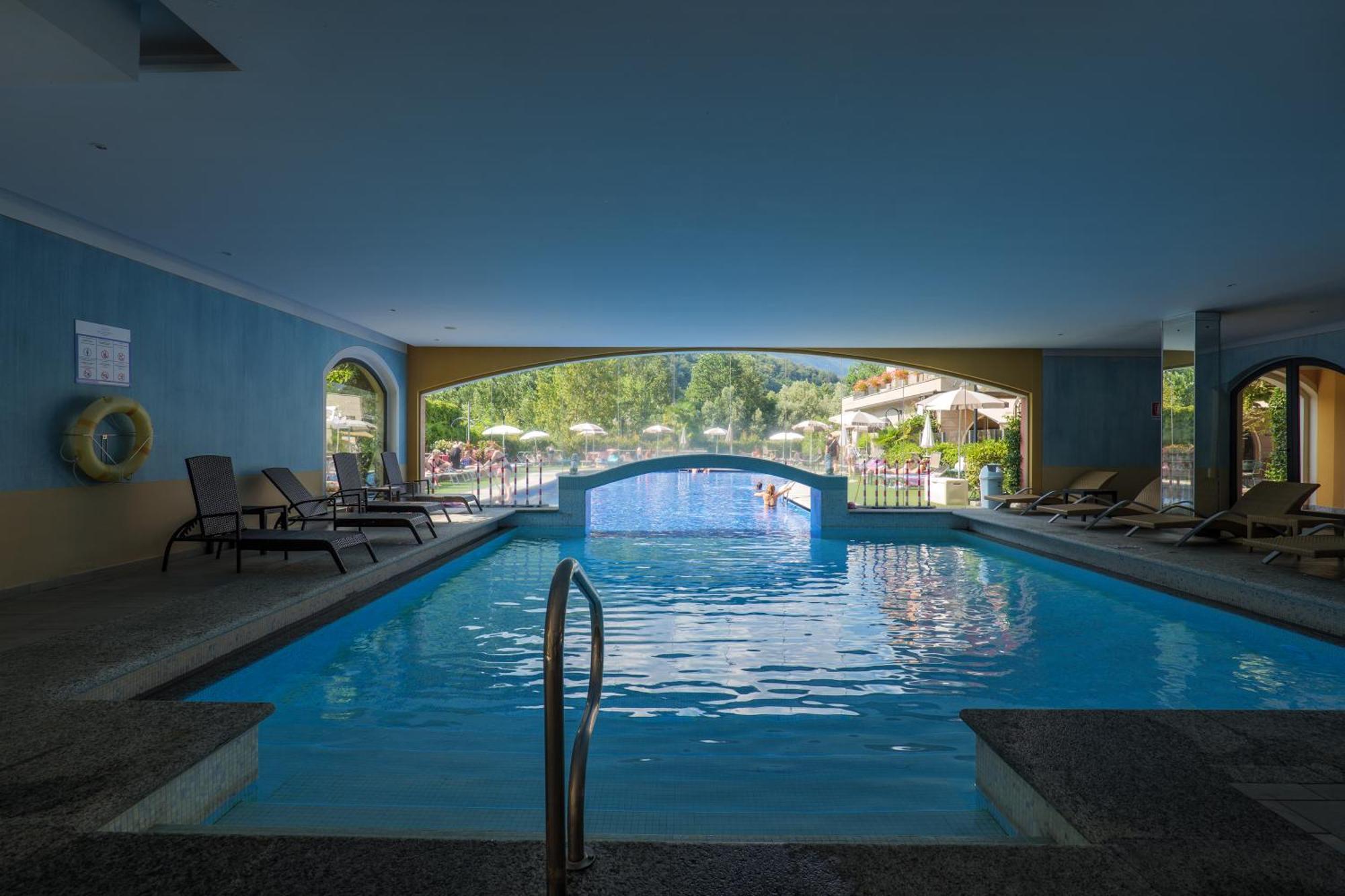 Aquazzurra Resort & Aparthotel Cannobio Exterior photo